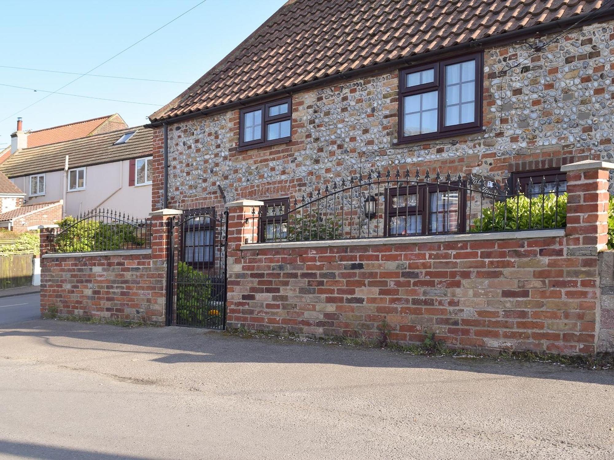 Whitestones Cottage Caister-on-Sea Exterior photo